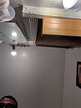 Cnutt310 online show from February 10, 1:53 am