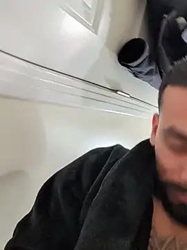 Cnutt310 online show from February 13, 11:17 am