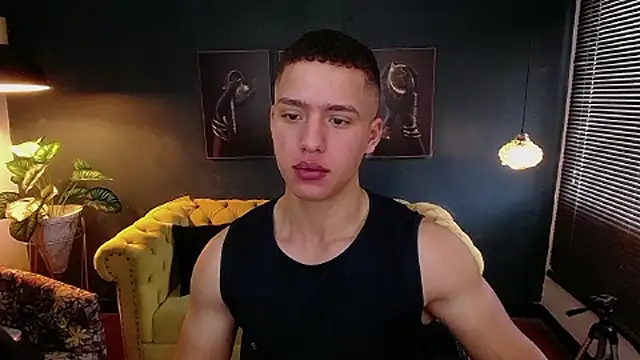 Snapshot of deivid_parker chatting on September 23, 2:09 pm deivid parker online show from September 23, 2:09 pm