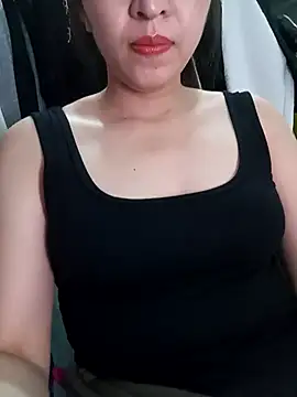 Ariana-Vy online show from November 18, 12:05 am