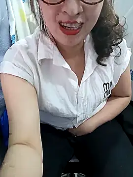 Snapshot of Ariana-Vy chatting on January 31, 11:14 pm Ariana-Vy online show from January 31, 11:14 pm