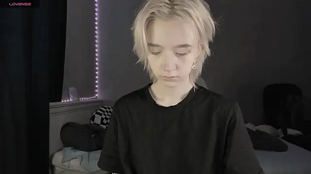 MelissaReis online show from February 14, 9:39 am