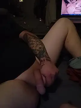 Twoslipperywhenwett online show from December 14, 6:56 pm