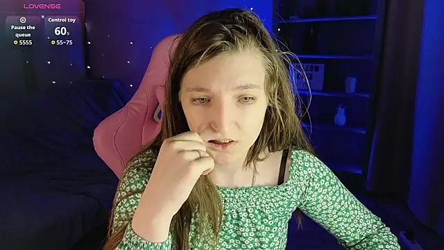 Snapshot of Mia_Myles chatting on February 4, 10:43 am Mia Myles online show from February 4, 10:43 am