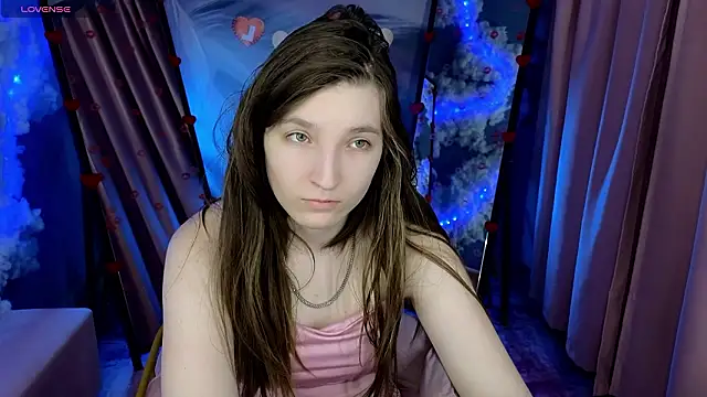 Snapshot of Mia_Myles chatting on February 15, 10:36 am Mia Myles online show from February 15, 10:36 am