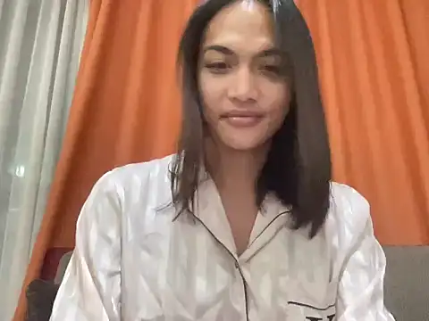 Snapshot of celina_pakers chatting on June 17, 10:43 pm celina pakers online show from June 17, 10:43 pm