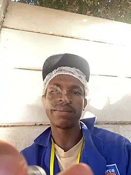Snapshot of Minathi25410 chatting on April 26, 6:55 am Minathi25410 online show from April 26, 6:55 am