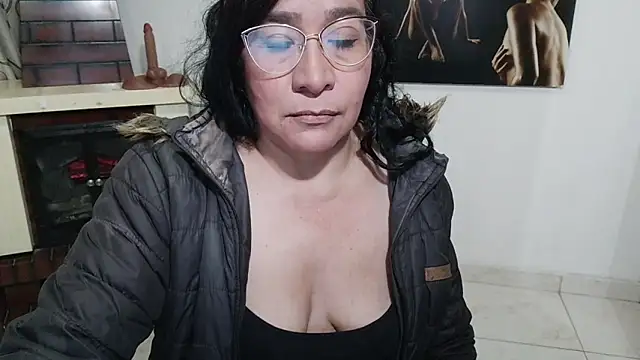 Grace mature milf online show from February 17, 1:13 am