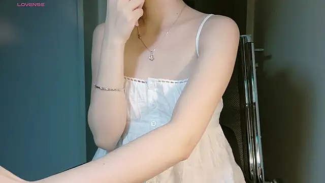 Ryeon 99 online show from March 27, 2:17 pm