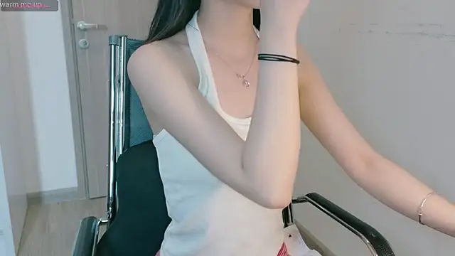 Snapshot of Ryeon_99 chatting on May 15, 2:51 am Ryeon 99 online show from May 15, 2:51 am