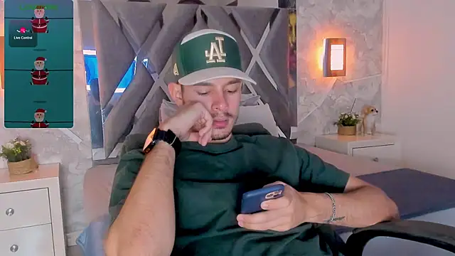 nils saint online show from November 18, 11:15 pm