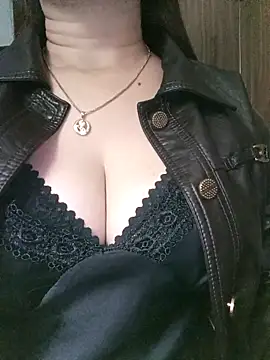 Zika 23 online show from November 17, 3:18 pm