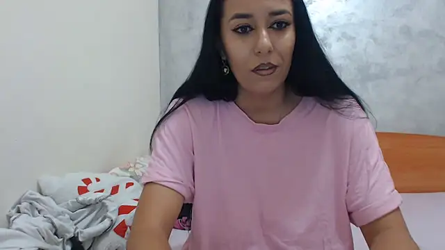 Maryem637048 online show from June 3, 1:36 pm