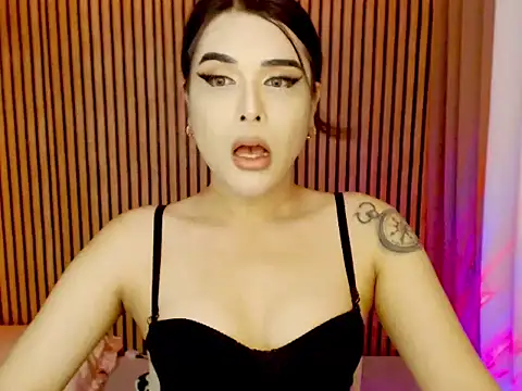 Snapshot of Fuckarat00 chatting on October 29, 7:32 am Fuckarat00 online show from October 29, 7:32 am