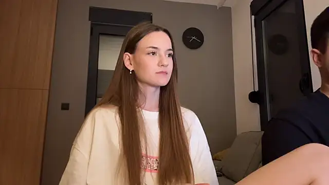 Snapshot of TenDouble chatting on October 18, 7:36 pm TenDouble online show from October 18, 7:36 pm