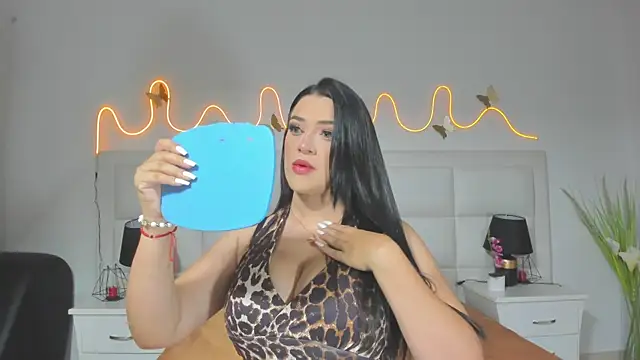 Snapshot of InnaVolkova chatting on January 9, 12:08 pm InnaVolkova online show from January 9, 12:08 pm