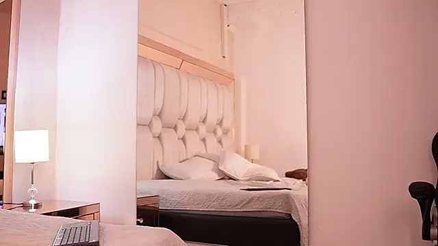 SamantaVazquez online show from February 25, 4:27 pm