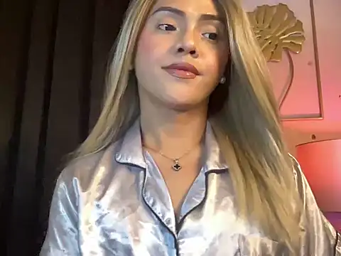 calimonroe online show from March 19, 8:18 am