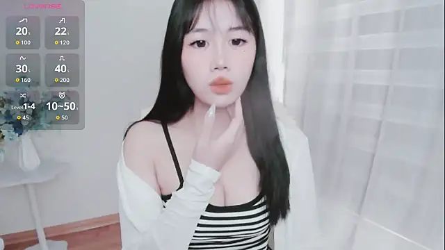 -Rose-Lucky- online show from October 9, 1:25 am