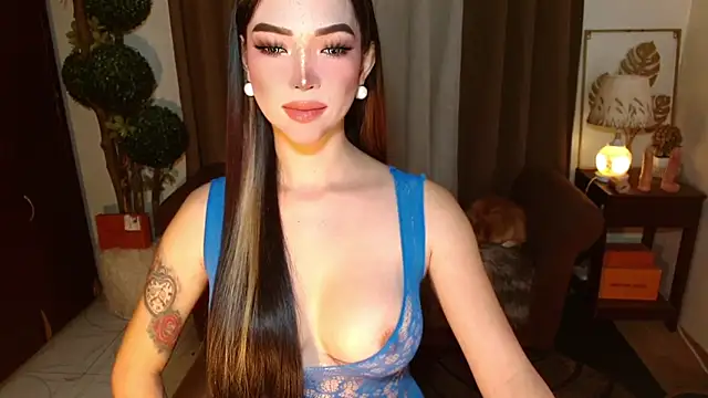 MouthWatering Ayesha online show from April 1, 3:40 am