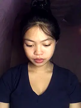 Snapshot of Thy00__ chatting on October 8, 1:58 am Thy00 online show from October 8, 1:58 am