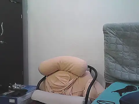 morenocabro10 online show from November 9, 7:12 pm