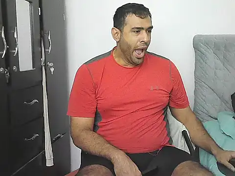 morenocabro10 online show from February 16, 7:21 pm