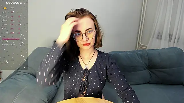 MewStella online show from March 5, 1:29 pm