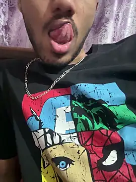 Snapshot of hoegupta chatting on October 28, 8:29 am hoegupta online show from October 28, 8:29 am