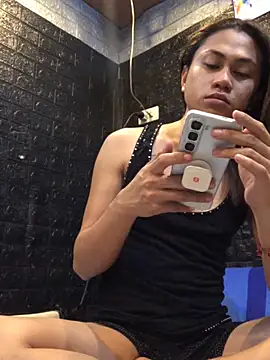 Snapshot of HOTkendraCumXxx chatting on February 2, 10:25 am HOTkendraCumXxx online show from February 2, 10:25 am