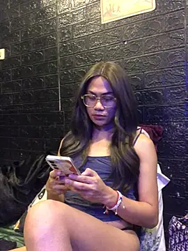 HOTkendraCumXxx online show from April 3, 1:09 pm