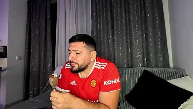 Gold Alpha Boy online show from September 29, 8:13 pm