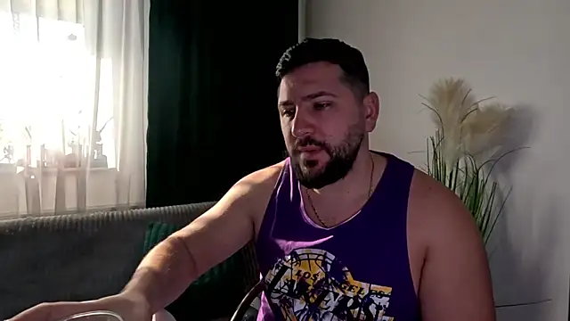 Gold Alpha Boy online show from January 17, 9:25 am