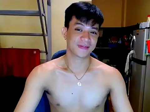 Snapshot of ASIANFULLYLOADEDCUM chatting on June 4, 4:02 pm ASIANFULLYLOADEDCUM online show from June 4, 4:02 pm
