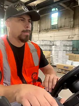 PuttieIn online show from September 19, 1:01 pm