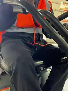 PuttieIn online show from April 24, 4:20 pm