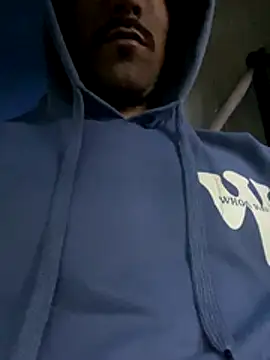 Snapshot of randheerthakur_ chatting on November 30, 4:11 pm randheerthakur online show from November 30, 4:11 pm