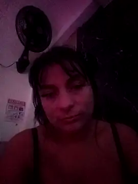 Lawuaifu1 online show from December 18, 5:46 am