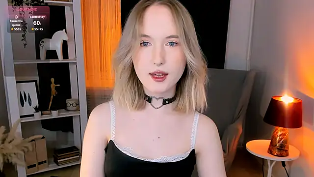 kikishyness online show from November 23, 10:20 pm