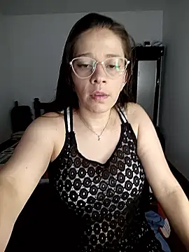 Isabella5 Brown  online show from January 6, 3:49 pm