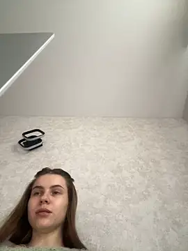 Snapshot of Delilah_Leila chatting on December 1, 10:42 am Delilah Leila online show from December 1, 10:42 am