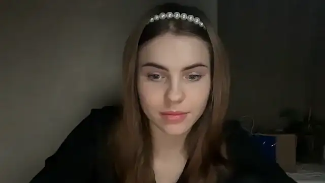 Snapshot of Delilah_Leila chatting on December 3, 9:13 pm Delilah Leila online show from December 3, 9:13 pm