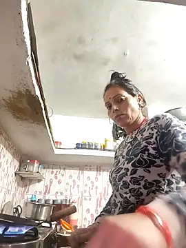 ISHANI-SINGH online show from January 7, 3:20 am