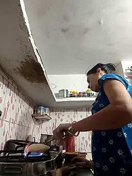 Snapshot of ISHANI-SINGH chatting on February 10, 2:26 am ISHANI-SINGH online show from February 10, 2:26 am