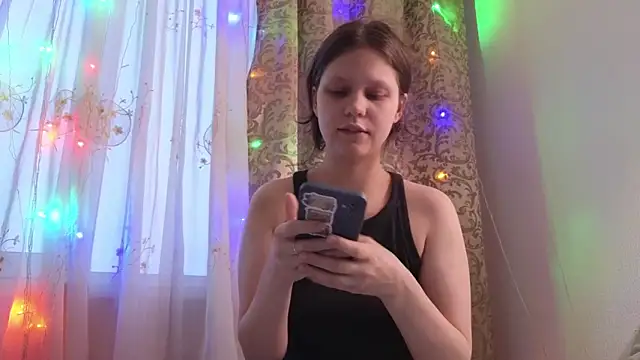 Lunliss online show from February 22, 3:21 pm