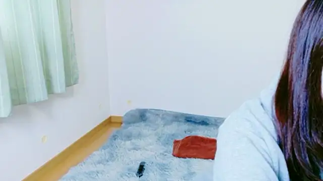 Snapshot of _Shuka_ chatting on February 25, 2:10 am Shuka online show from February 25, 2:10 am