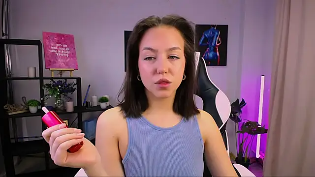 CindySparkl online show from November 19, 4:56 am