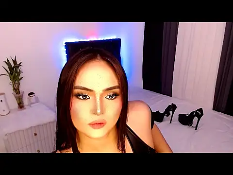 Snapshot of ameliadom chatting on September 10, 8:36 am ameliadom online show from September 10, 8:36 am