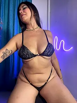 Snapshot of Megan-picozi chatting on September 26, 2:04 am Megan-picozi online show from September 26, 2:04 am