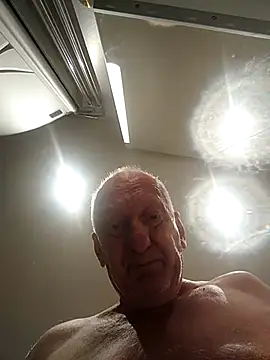 Solek56 online show from December 14, 7:07 pm